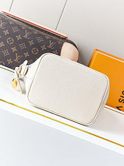 Colestore  Louis Vuitton All In BB Monogram Empreinte Leather Quartz Couture 16 x 18 x 12 cm - 2
