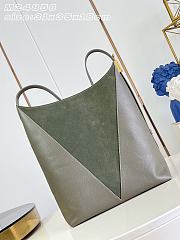 Colestore  Louis Vuitton Flight Mode Low Key Hobo MM Dark Fango 31 x 35 x 18 cm - 4
