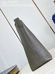 Colestore  Louis Vuitton Flight Mode Low Key Hobo MM Dark Fango 31 x 35 x 18 cm - 5