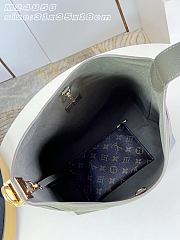 Colestore  Louis Vuitton Flight Mode Low Key Hobo MM Dark Fango 31 x 35 x 18 cm - 2