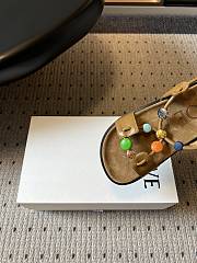 	 Colestore Loewe Pebble Beads fussbett sandal in nappa lambskin Camel - 4