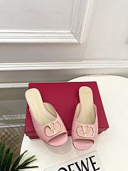 Colestore Valentino Garavani VLogo Signature Slide Sandal In Printed Calfskin Flat Pink - 2