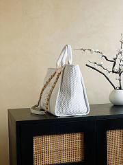 Colestore Chanel Large Shopping Bag   Braided Straw, Suede Calfskin & Gold-Tone Metal  White 38cm - 5