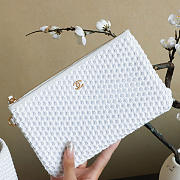 Colestore Chanel Large Shopping Bag   Braided Straw, Suede Calfskin & Gold-Tone Metal  White 38cm - 2