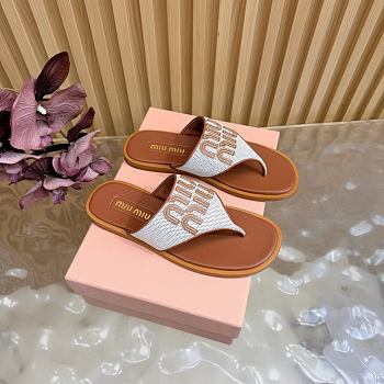 Colestore Miu Miu Canvas and leather thong sandals Beige/Brandy