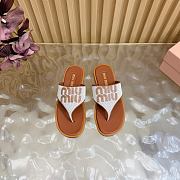 Colestore Miu Miu Canvas and leather thong sandals Beige/Brandy - 6