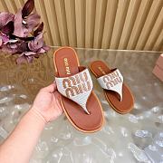 Colestore Miu Miu Canvas and leather thong sandals Beige/Brandy - 5