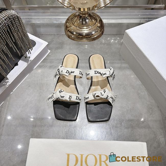 Colestore Dior J'Adior Sandal with Straps White Embroidered Cotton and Black Lambskin - 1