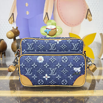 Colestore Louis Vuitton Nil Blue Monogram Flowers Denim 25 x 17.5 x 11 cm