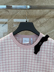 Colestore Dior Dioriviera Short-Sleeved Top featuring a Vichy motif and a black grosgrain bow Pink - 5