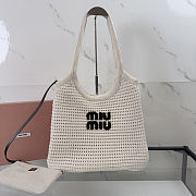 Colestore Miu Miu Ivy raffia-effect woven tote bag Chalk White/Black 35 x 40 cm - 1