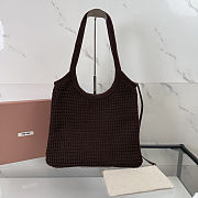 Colestore Miu Miu Ivy raffia-effect woven tote bag Chalk Cocoa/Chalk White 35 x 40 cm - 4