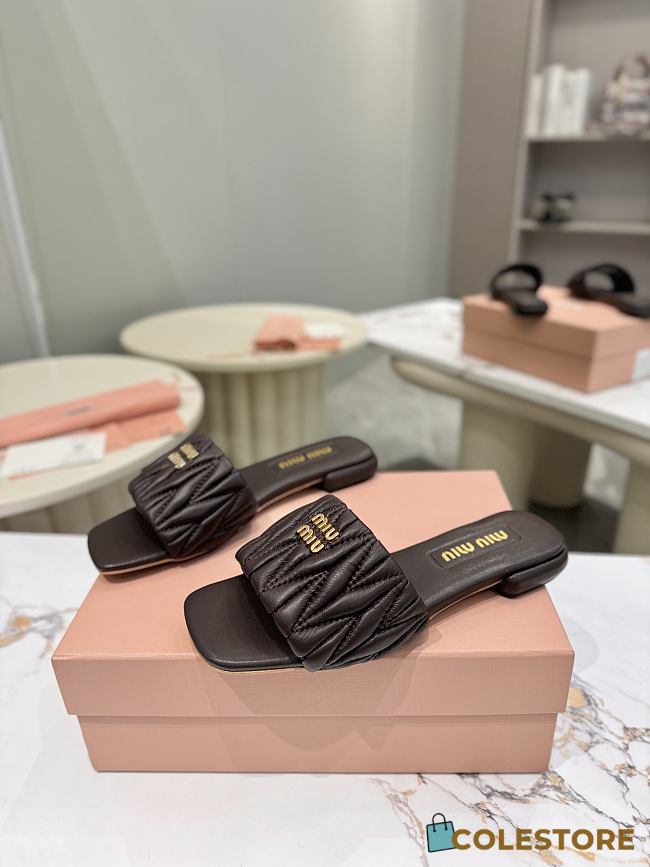 Colestore Miu Miu Matelassé nappa leather slides Briarwood - 1