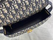 Colestore Dior Medium Dior Médaillon Flap Bag Blue Dior Oblique Jacquard 23 x 16 x 6.5 cm - 6