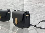 Colestore Dior Medium Dior Médaillon Flap Bag Black Grained Calfskin 23 x 16 x 6.5 cm - 3