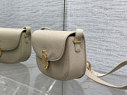 	 Colestore Dior Medium Dior Médaillon Flap Bag Trench Grained Calfskin  23 x 16 x 6.5 cm - 6