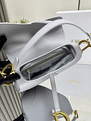Colestore Dior Saddle Bag with Strap Cloud Grey Grained Calfskin 25.5 x 20 x 6.5 cm - 6