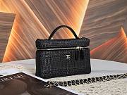 Colestore Chanel Classic Vanity with Chain Braided Raffia & Gold-Tone Metal Black 17 x 19.5 x 5cm - 5