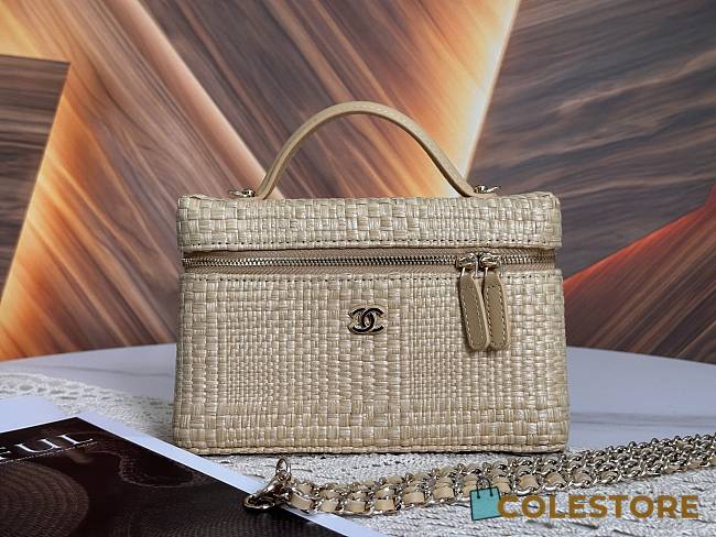 Colestore Chanel Classic Vanity with Chain Braided Raffia & Gold-Tone Metal Beige 17 x 19.5 x 5cm - 1