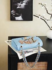 Colestore Chanel 2026 Métiers d’art   Classic 11.12 Handbag   Embroidered Denim, Glass Beads, Strass & Gold-Tone Metal  Blue, Gold & Green  15.5 x 25.5 x 6.5cm - 4