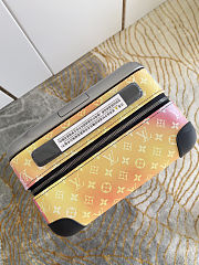 Colestore Louis Vuitton Monogram Sunset Horizon 55 Multicolor 35 x 23 × 55 cm - 4