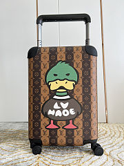 Colestore Louis Vuitton x Nigo Horizon 55 Monogram Stripes Brown 35 x 23 × 55 cm - 1