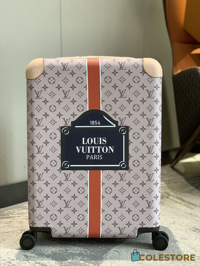 Colestore Louis Vuitton Horizon 55 Other Monogram Canvas Saffron  38 x 55 x 21 cm - 1