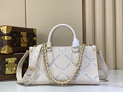 Colestore Louis Vuitton Onthego East West Light Bliss Couture 25 x 13 x 10 cm - 2