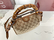 Colestore Gucci Diana Small Shoulder Bag Beige and dark brown GG canvas 24 x 15 x 5 cm - 5