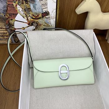 Colestore Hermes Maillon To Go wallet Vert Fizz in Epsom calfskin Palladium plated 24 x 10.5 x 2.5 cm
