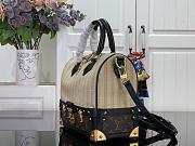 Colestore Louis Vuitton Speedy Bandoulière 22 Out Of The Trunk Beige/Monogram 24 x 22 x 12 cm - 2
