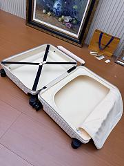 Colestore Louis Vuitton Horizon 55 Banana Yellow LV Stamp 38 x 55 x 21 cm - 6