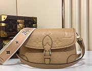 Colestore Louis Vuitton Diane Monogram Empreinte Leather Camel Beige 24 x 15 x 9 cm - 1