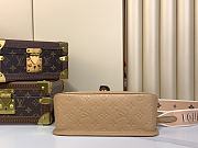 Colestore Louis Vuitton Diane Monogram Empreinte Leather Camel Beige 24 x 15 x 9 cm - 6