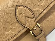 Colestore Louis Vuitton Diane Monogram Empreinte Leather Camel Beige 24 x 15 x 9 cm - 2