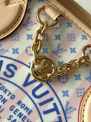 Colestore Louis Vuitton  LV Stamp OnTheGo PM Blue 25 x 19 x 11.5 cm - 2