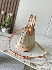 Colestore Louis Vuitton LV Stamp Alma BB Banana 23.5 x 17.5 x 11.5 cm - 4
