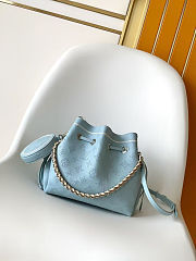 Colestore Louis Vuitton Mahina Couture Bella Bleu Olympe 19 x 22 x 14 cm - 1