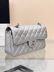 Colestore Chanel Classic Flap Bag Metallic Silver Caviar Leather with Silver Hardware 23cm - 5