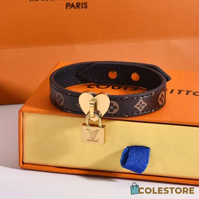 Colestore Louis Vuitton Lock Me In Love Bracelet Monogram canvas - 1
