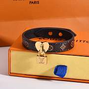 Colestore Louis Vuitton Lock Me In Love Bracelet Monogram canvas - 1