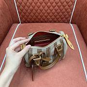 Colestore Louis Vuitton Speedy P9 Bandoulière 20 Camel Washed Stripes 22 x 14 x 17.5 cm - 4