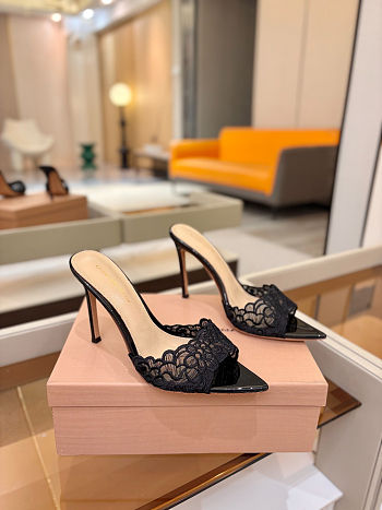 Colestore Gianvito Rossi Yvonne Mule Black