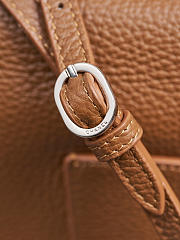 Colestore Chanel Maxi Flapbag Grained Calfskin & Silver Metal Camel 26 x 38.5 x 11cm - 5