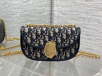 Colestore Dior Small Dior Médaillon Flap Bag with Chain Blue Dior Oblique Jacquard  21 x 12 x 5.5 cm