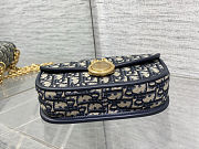 Colestore Dior Small Dior Médaillon Flap Bag with Chain Blue Dior Oblique Jacquard  21 x 12 x 5.5 cm - 6