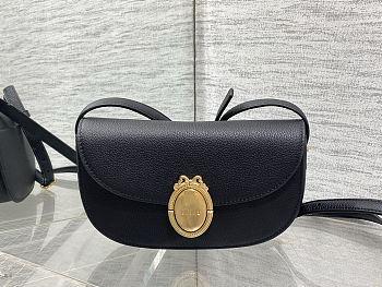 Colestore Dior Small Dior Médaillon Flap Bag Black Grained Calfskin  21 x 12 x 5.5 cm