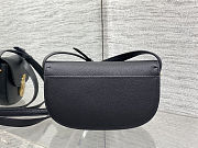 Colestore Dior Small Dior Médaillon Flap Bag Black Grained Calfskin  21 x 12 x 5.5 cm - 5