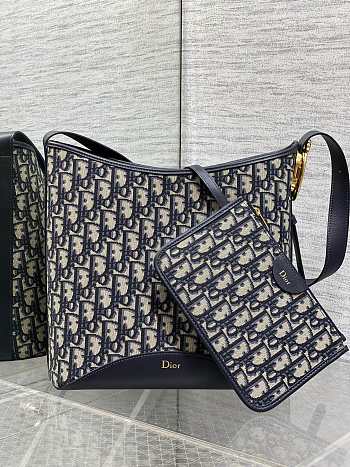 Colestore Dior Medium Dior Médaillon Bucket Bag Blue Dior Oblique Jacquard 26.5 x 26 x 15 cm