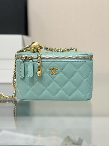 Colestore Chanel Lambskin Quilted Vanity Case With Chain Tiffany Blue  Gold Hardware 17x9.5x8cm